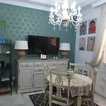 Acogedor كاديز